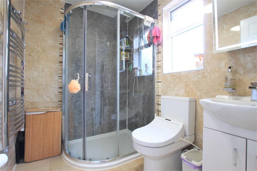 Ensuite