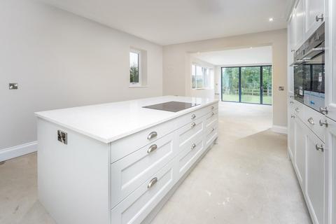 4 bedroom detached house for sale - Longframlington, Morpeth