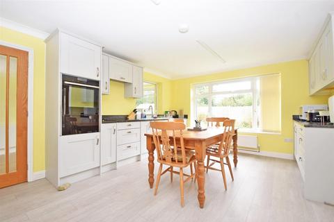 4 bedroom detached bungalow for sale - Highbury Close, Shrewsbury