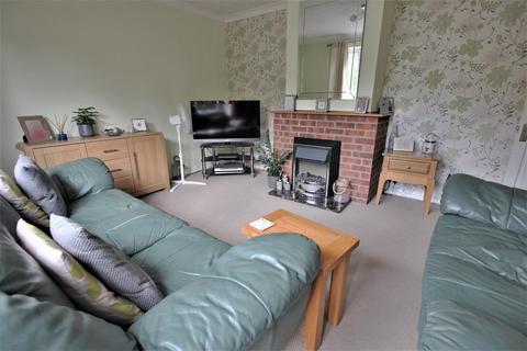 127 Bracondale Road, London, SE2 9EN