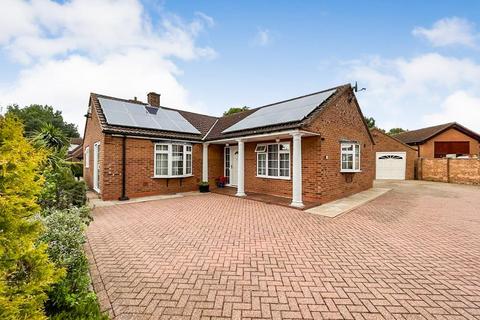 3 bedroom detached bungalow for sale, Lodge Lane, Upton, Gainsborough