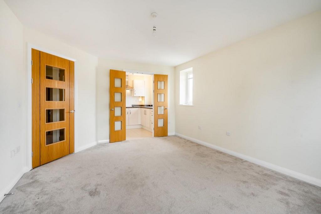 8564783-interior12 (Medium).jpg