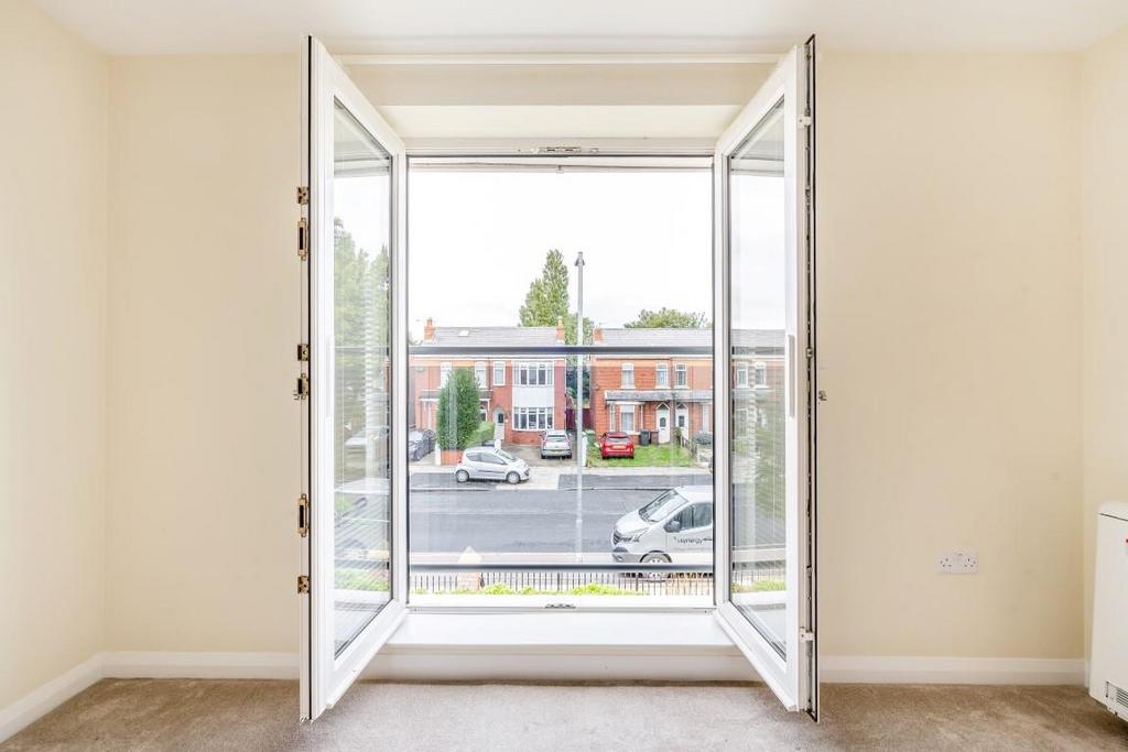 8564783-interior20 (Medium).jpg
