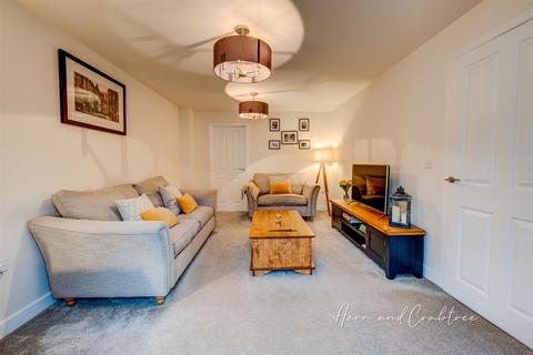 4 bedroom detached house for sale - Cypress Crescent, St. Mellons, Cardiff