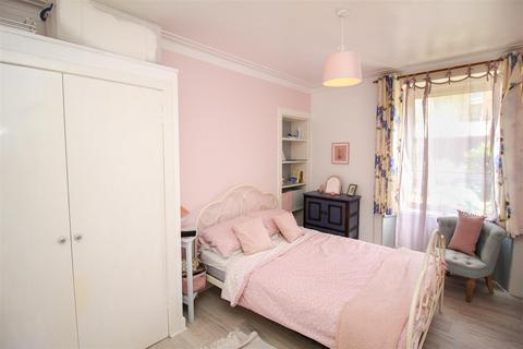 18/1, Dalkeith Place, Hawick, TD9 9JS