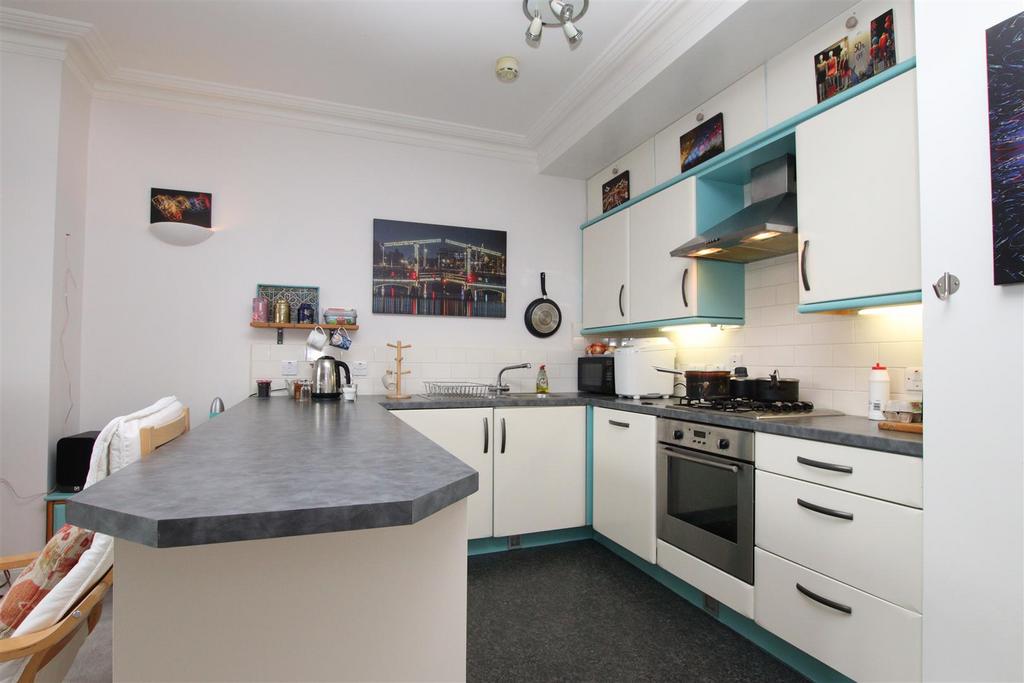 Kitchen.JPG