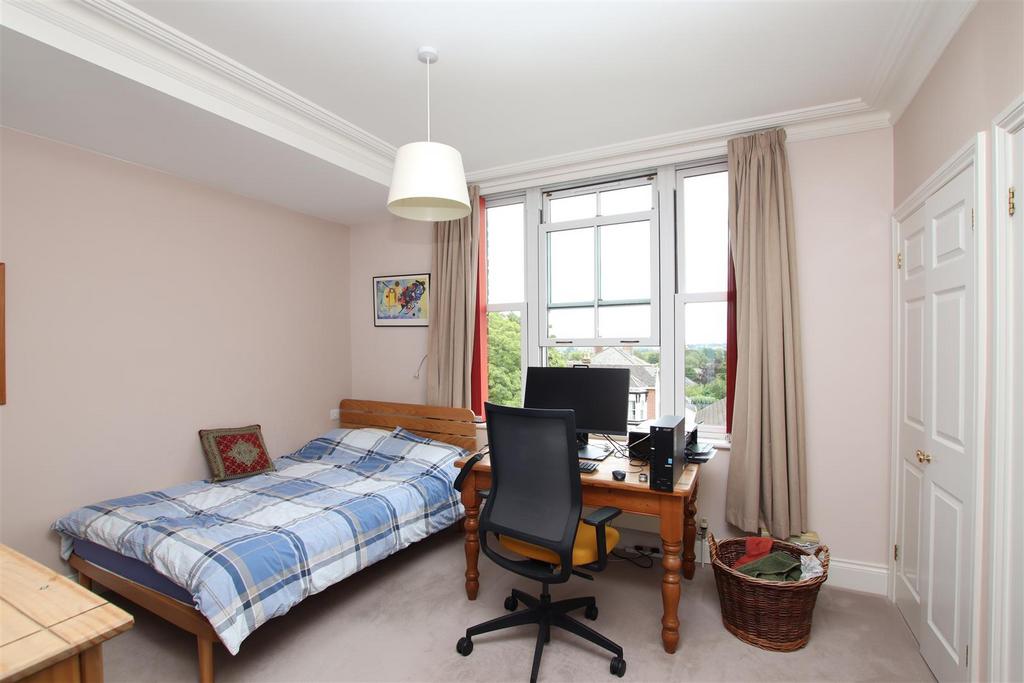Bedroom.JPG