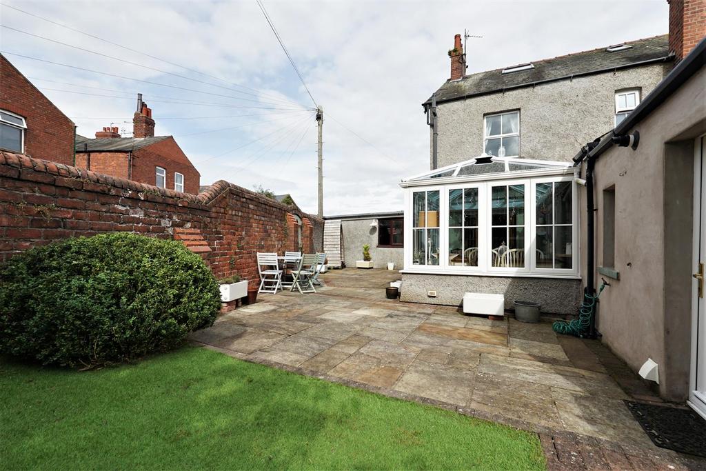 Salthouse Road, BarrowInFurness 4 bed semidetached house for sale