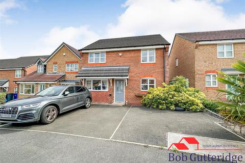 4 bedroom detached house for sale - Canary Grove, Wolstanton, Newcastle
