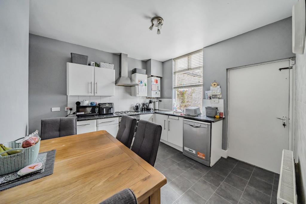 Firs Lane, Leigh 3 bed terraced house for sale £125,000