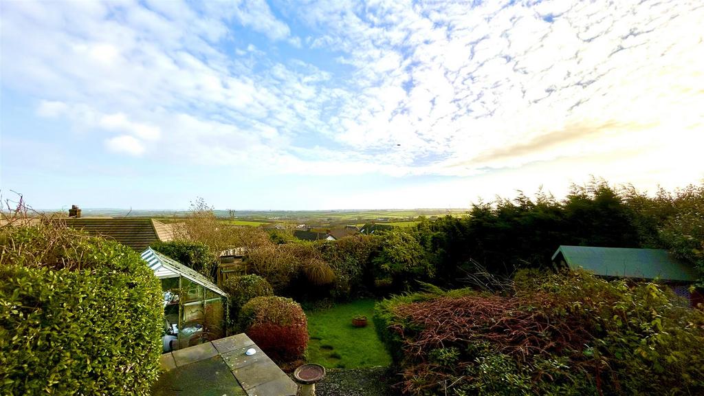 Keeston, Haverfordwest 4 bed detached bungalow for sale £350,000