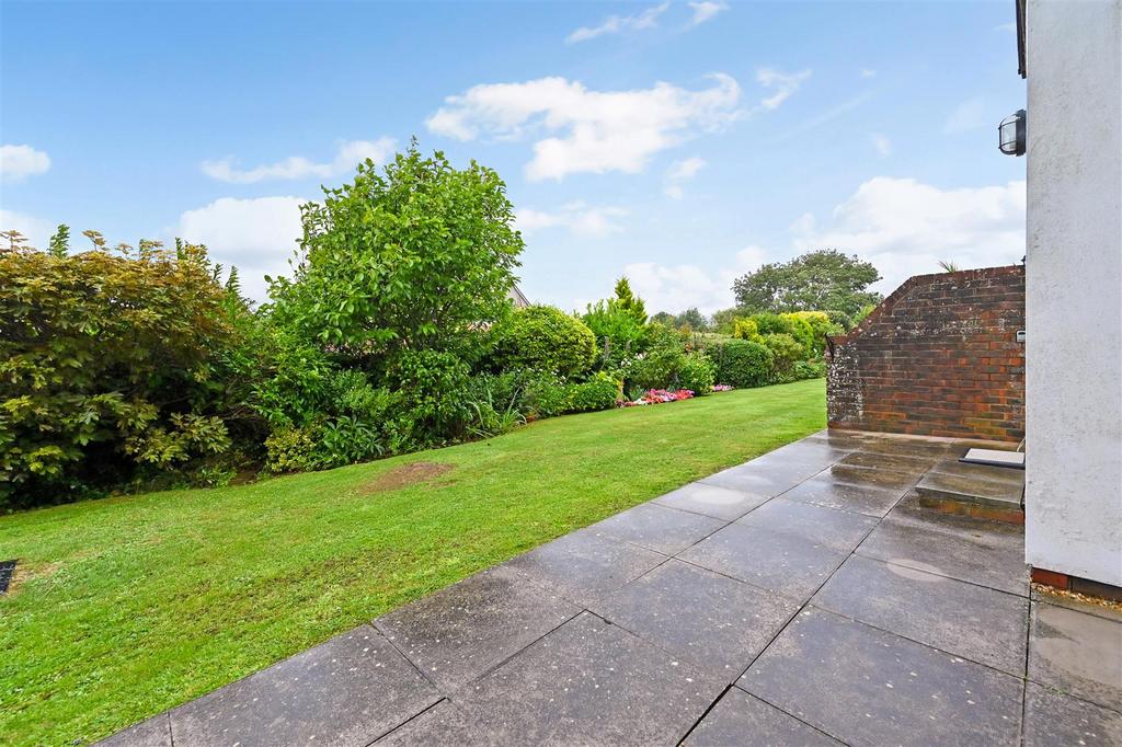 North End Road, Yapton 2 bed retirement property for sale £175,000
