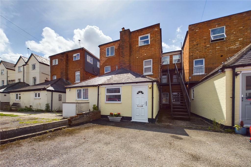 Craven Road, Newbury, Berkshire, RG14 1 bed £1,000 pcm (£