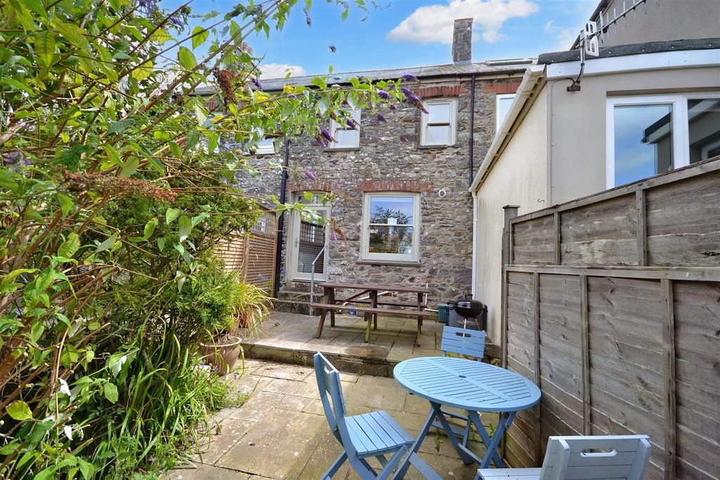 St Davids 2 bed cottage for sale £300,000