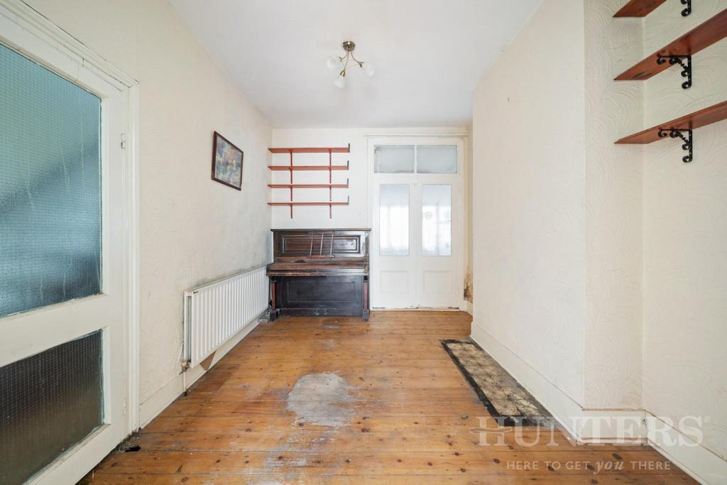 66 Springfield Road N15 4 AZ-3.jpg