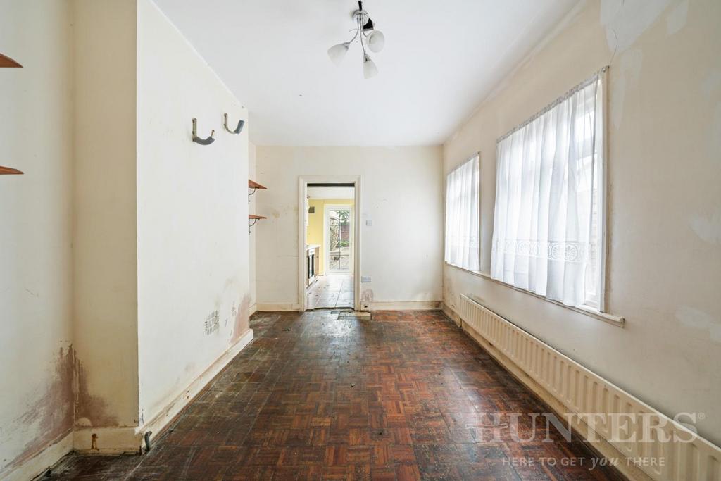 66 Springfield Road N15 4 AZ-5.jpg
