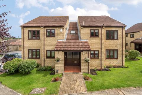 15 Millgarth Court, Collingham, Wetherby, LS22 5JZ