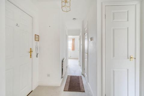 15 Millgarth Court, Collingham, Wetherby, LS22 5JZ