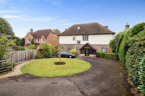 6 bedroom detached house for sale, Queens Road, Crowborough