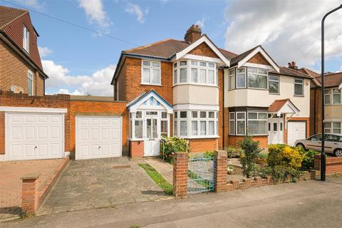 21 Gunners Grove, London, E4 9SR