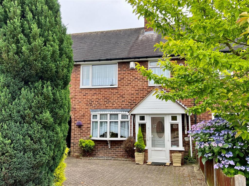 Blenheim Road, Shirley, Solihull 3 bed terraced house for sale £289,950