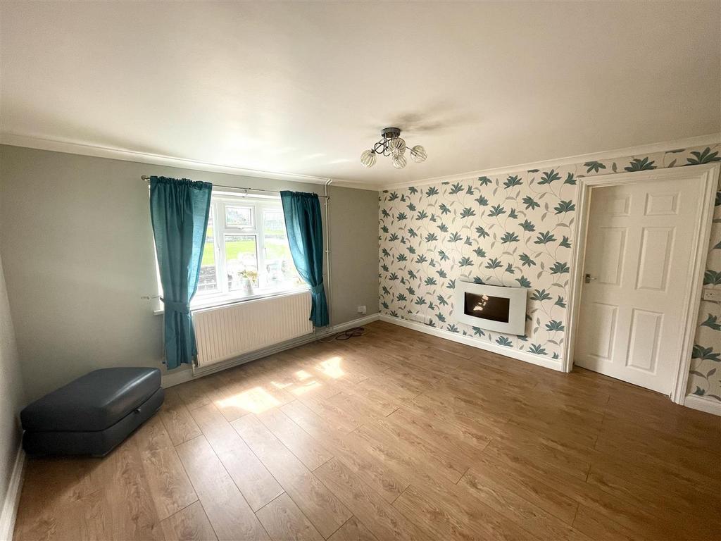 Colwyn Avenue, Winch Wen, Swansea 3 bed semidetached house for sale