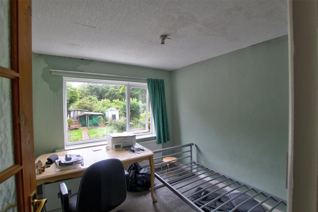 Rear Bedroom