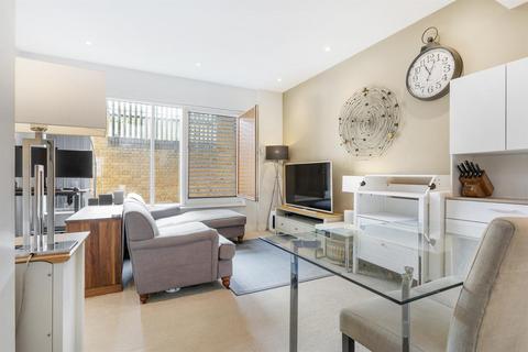 Flat for sale, Cubitt Building, Grosvenor Waterside, 10 Gatliff Road, London, SW1W