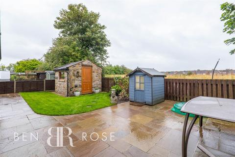 3 bedroom bungalow for sale - Leyland Road, Penwortham, Preston