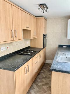 68 Beech Lane, Stretton, Burton-on-trent, DE13 0DX