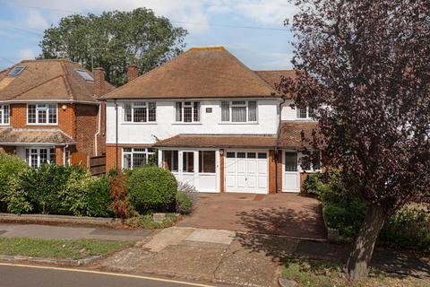 51 Aragon Avenue, Epsom, KT17 2QL