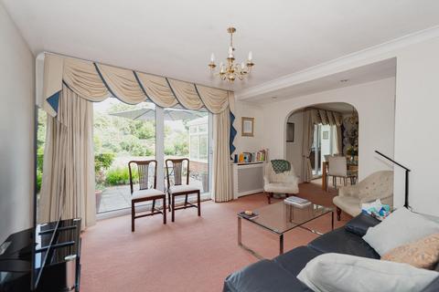 51 Aragon Avenue, Epsom, KT17 2QL