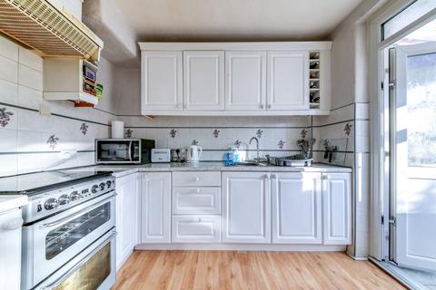 4 New Barns Avenue, Mitcham, CR4 1LE