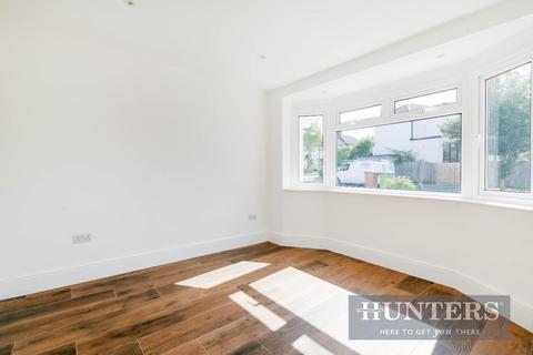 168 Buckland Way, Worcester Park, KT4 8NP