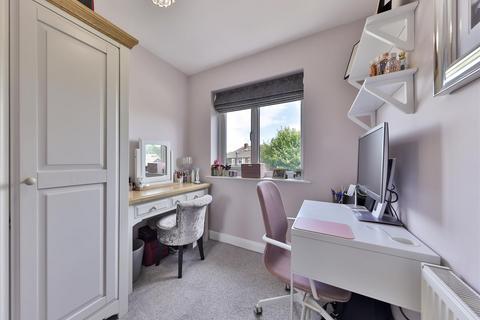 36 Dringthorpe Road, York, YO24 1LG