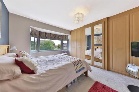 36 Dringthorpe Road, York, YO24 1LG