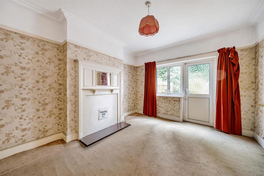 North End Road, Golders Green, NW11 3 bed house for sale £900,000