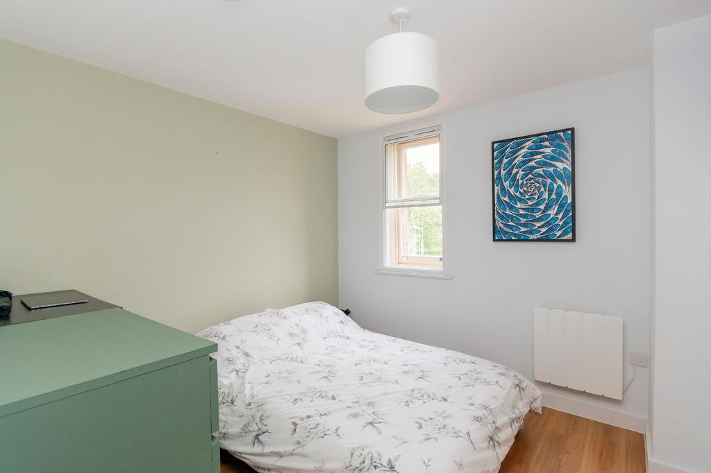 ESUOHEGATIREHDLIUG31 - Bedroom B.jpg