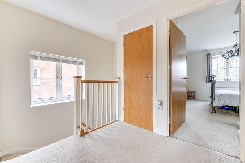 26 Keen Ave-11.jpg