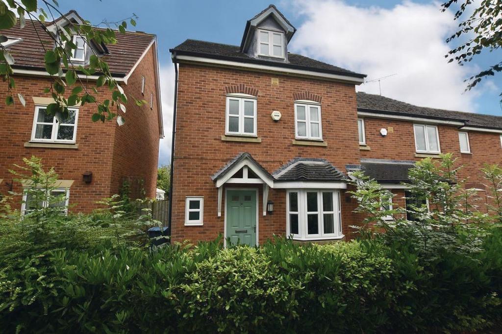 Placid Close, Bannerbrook Park, Coventry, CV4 4 bed house for sale £