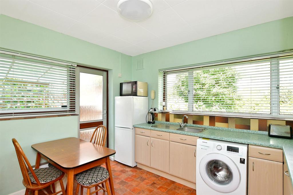 Crescent Drive North, Woodingdean... 3 bed detached bungalow for sale