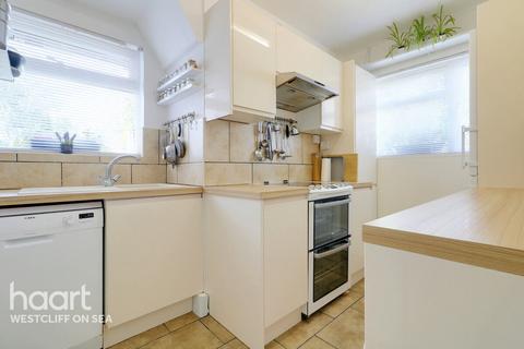 7 Plas Newydd Close, Southend-on-sea, SS1 3AH
