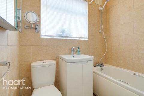 7 Plas Newydd Close, Southend-on-sea, SS1 3AH