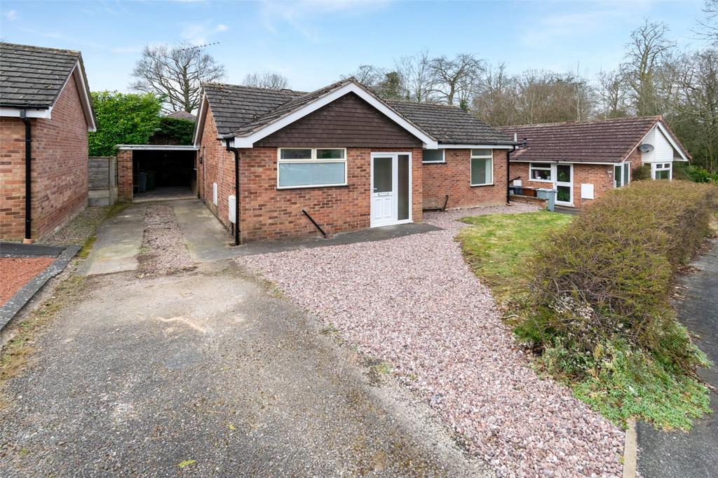 Brynlow Drive, Middlewich 2 bed bungalow for sale £235,000