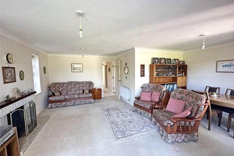 3 bedroom bungalow for sale - Boldre Close, New Milton, Hampshire, BH25