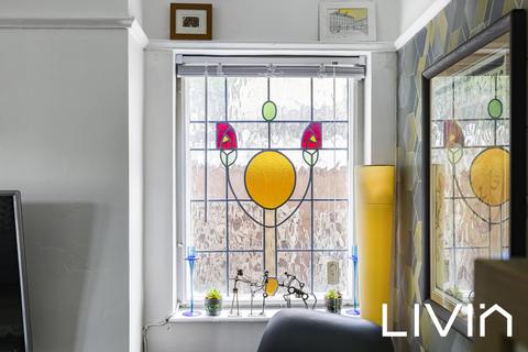20 Annsworthy Crescent, London, SE25 6TF