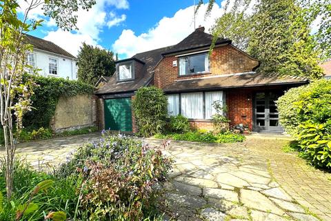 4 bedroom detached house for sale, Dury Road, Hadley Green, Hertfordshire, EN5