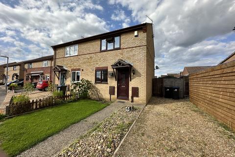 2 bedroom semi-detached house to rent, Ashley Gardens, Littleport, Ely