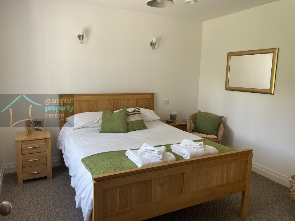 Bedroom 4a.JPG