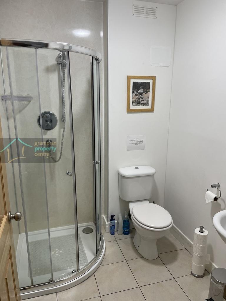 Downstairs Shower Room.JPG